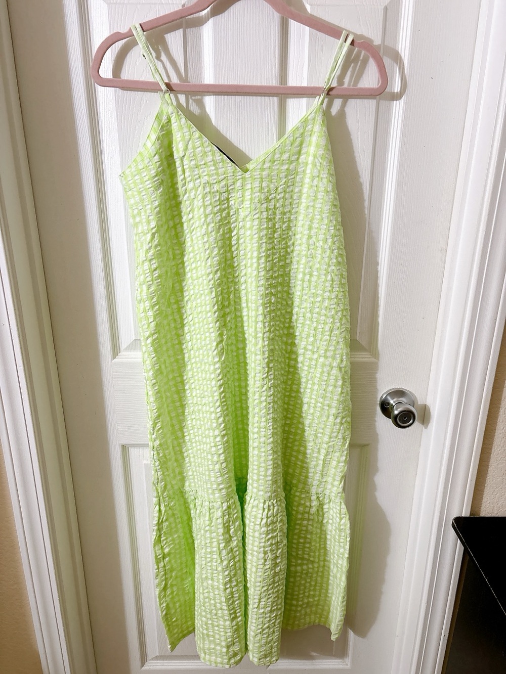 Miss Selfridge | Lime Green Seersucker Gingham Mini Dress | US 6 - Picture 3 of 8